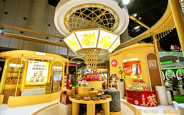 在展会展台设计搭建中，如何增强展位的客户粘性？